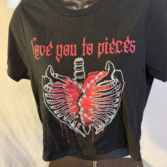 Social Collision Crop Top T-Shirt goth Vibes Broken Heart Womens Medium M Black - Picture 1 of 2